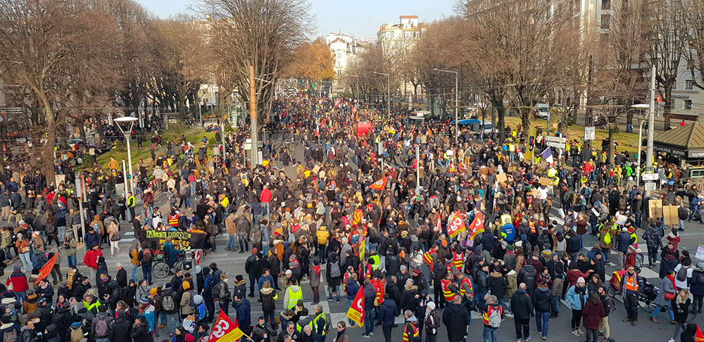 Manifestations partout en France le 5 décembre 2019. Ici à lyon.